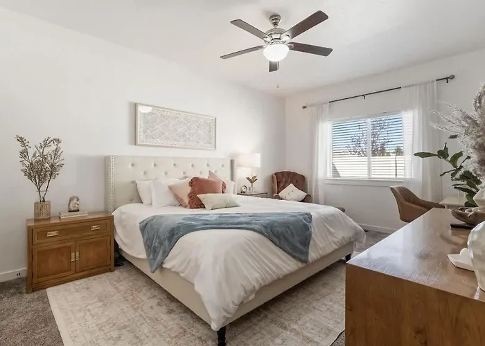 The Bella! West Nampa Private 3 Bedroom Home