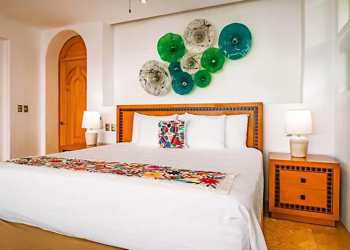 Villa Mozzafiato Private Resort With Full Staff And Heated Pool