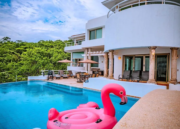 Villa Mozzafiato Private Resort With Full Staff And Heated Pool