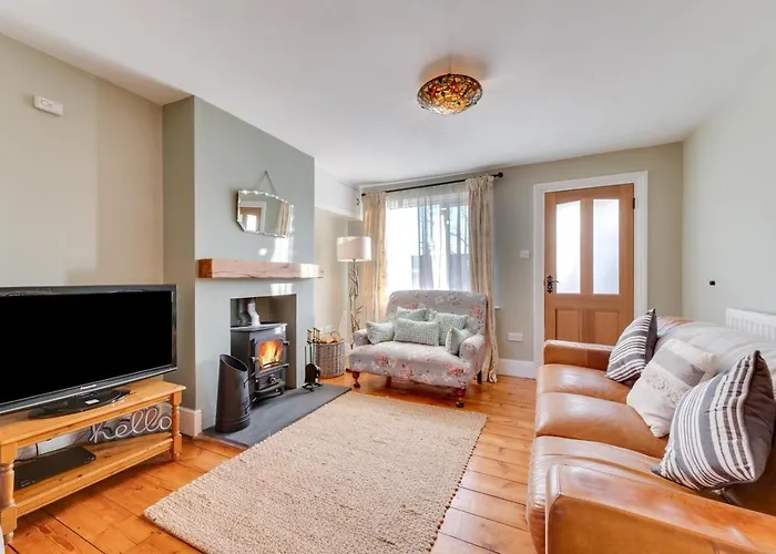 3 Bed In Kessingland Oc-9Belv