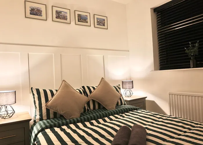 Cosy Chester Home By Ad Estates & Stays