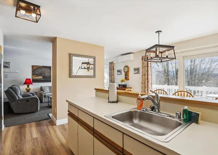 Mountainside Condo J201