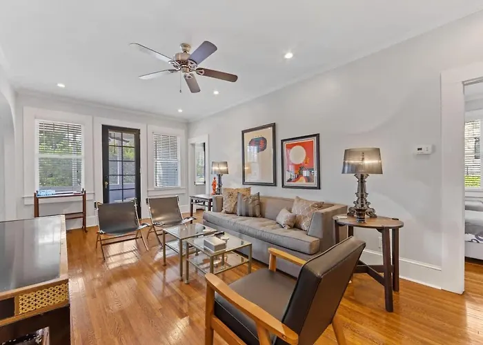 The Home Collection Clt: 500 Queens