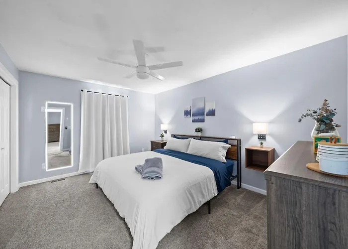 New Spacious Renovated Townhouse