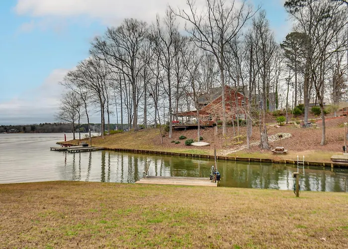 Buckhead Home W/ On-Site Lake Oconee Access!