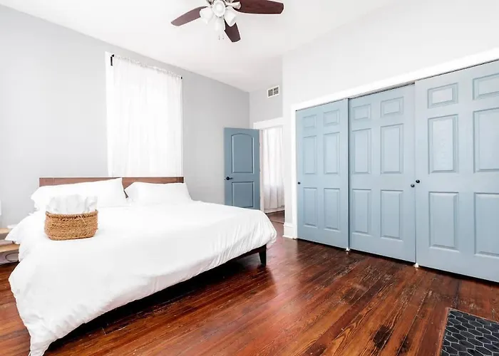 Home 4/ King Beds - Large Garage By Staystlouis