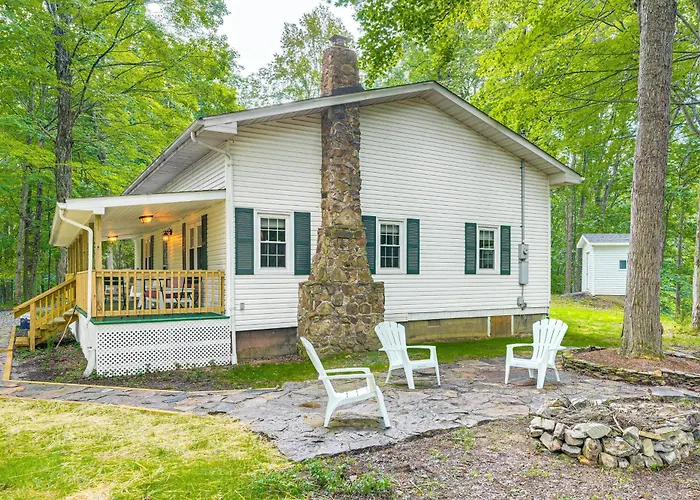 Secluded Lodge Stay: Day Trip To Audra State Park!