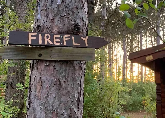 Fancy Fireflies Cabin