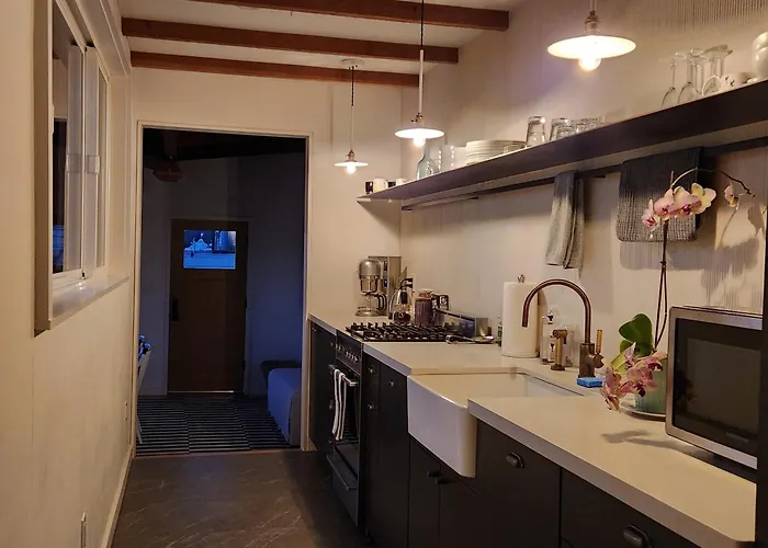 Charming 2Br Cottage With Bay And City Views-Gated Luxury Private Place