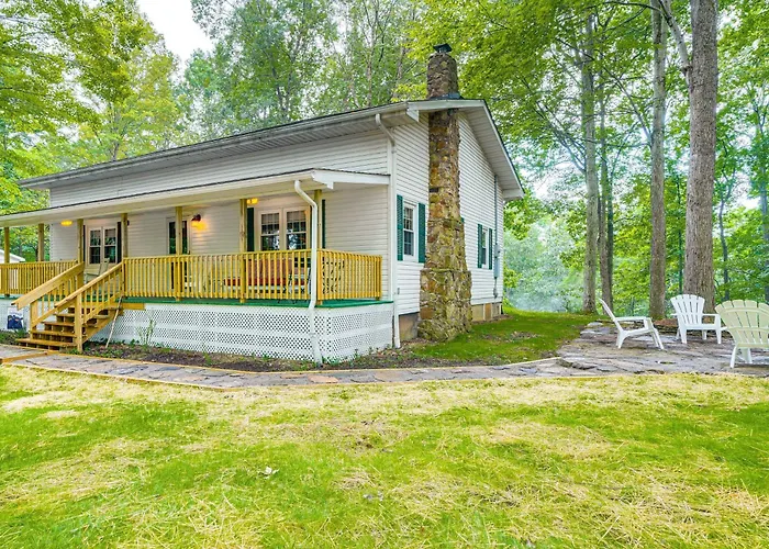 Secluded Lodge Stay: Day Trip To Audra State Park!