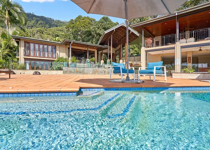 Barong Luxury Estate Overlooking Cairns Unrivalled Privacy And Location