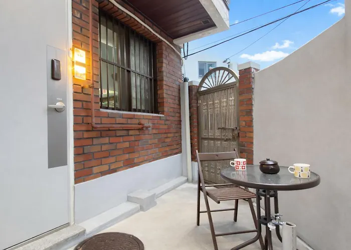 Aroha House For Foreign Guests Only