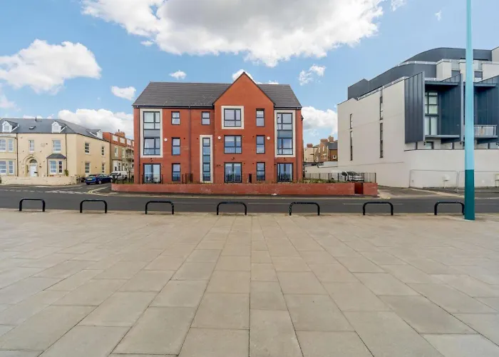 4 Bed In Whitley Bay Oc-87186