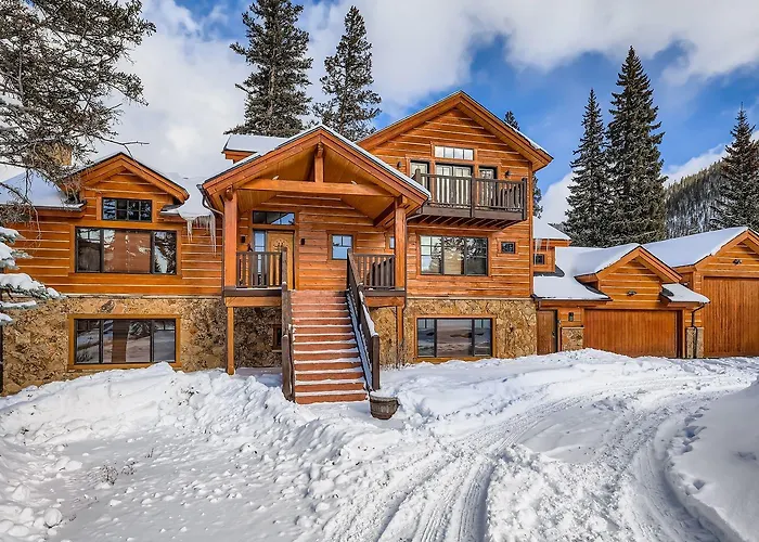 New Listing! Peaks Paradise Home