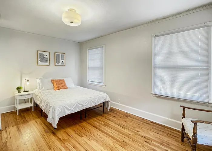 Cozy 3Br Duplex Side B Near Drake University