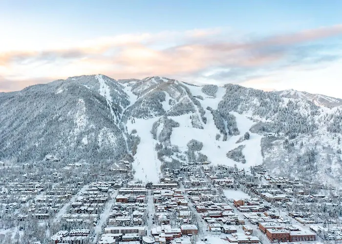 Luxurious 2Br 2Ba W Ac & Mtn Views!