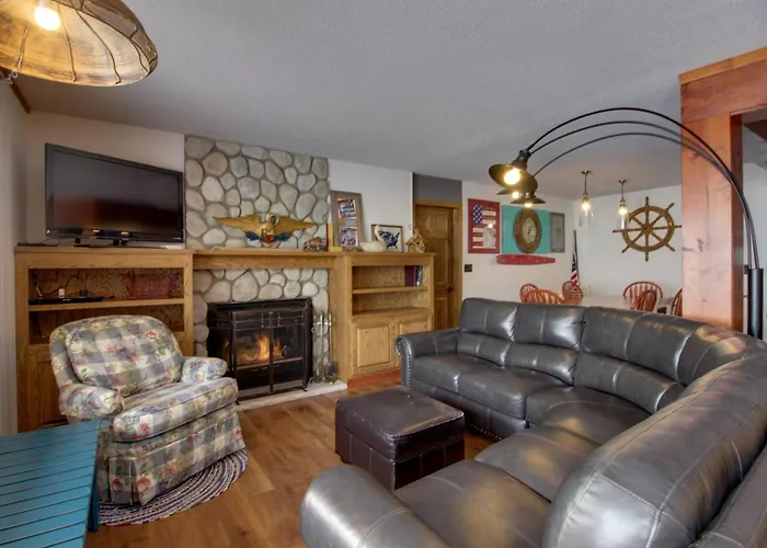 Family-Friendly Ottertail Home On Rush Lake!