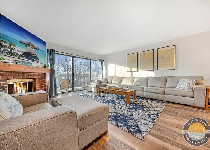 Modern Lake Geneva Condo With Year-Round Views