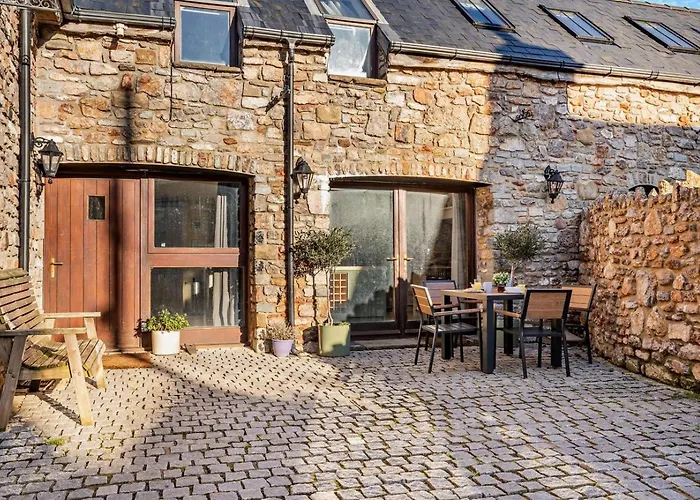 4 Bed In Nottage Oc-T28401