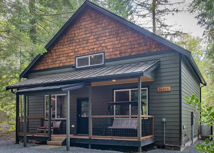 Luxe Chalet At Rainier Entrance With Hot Tub-Ac-Wifi