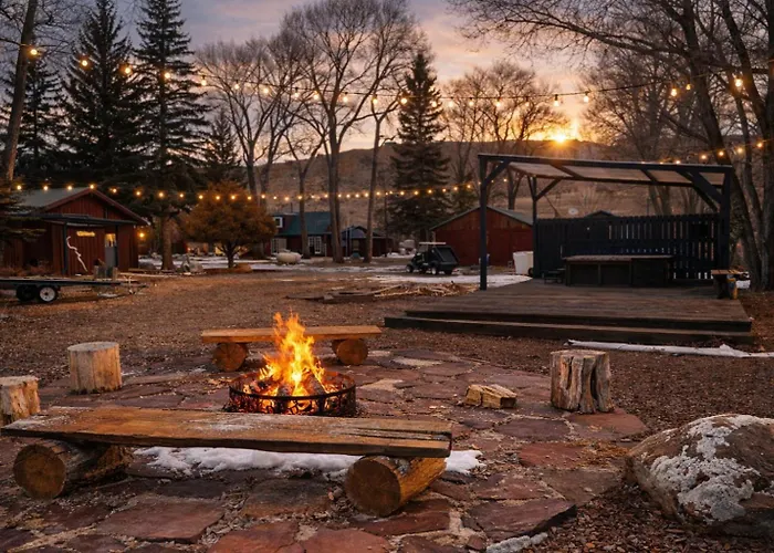 Chinook Winds Lodge