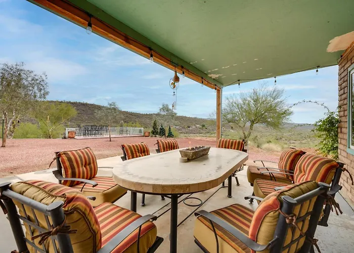 Horse-Friendly Ranch Retreat In Wickenburg!