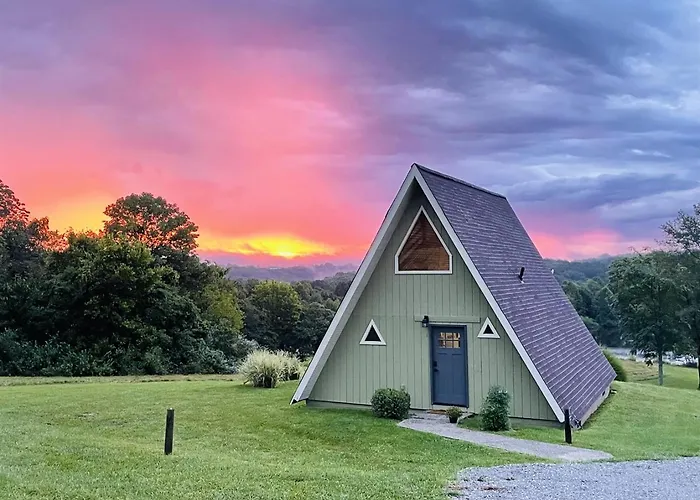 Hot Tub, Stargazing & Sunrise Views