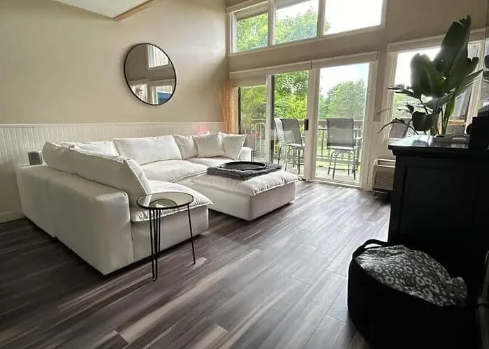 "The Fairway" By Graced-Stays | Golf Course Condo