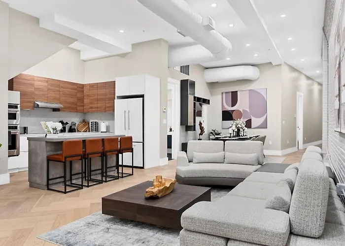 New Ultimate Downtown Boston Game Loft Free Parkng