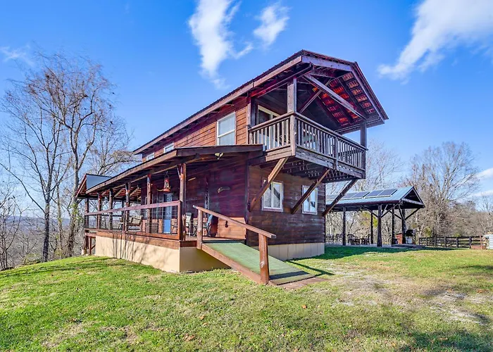 Peaceful 'Mountain Cabin' W/ Views In Williamsburg