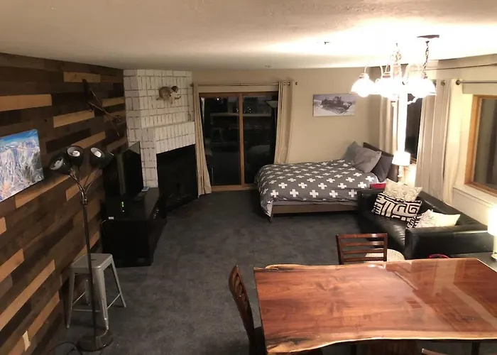 True Ski In Out Large 2 Bdrm Mtn Views 4 Beds