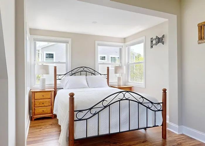 Seas The Day By Bayley Vacation Rentals