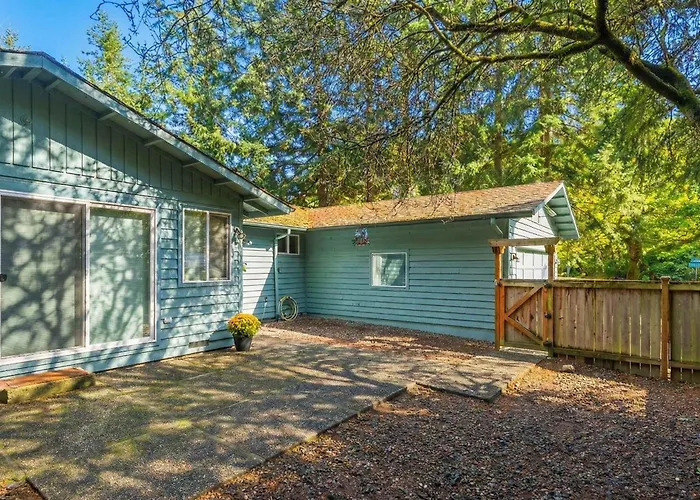 Modern 3Br House With Bbq Yard Near Richmond Beach