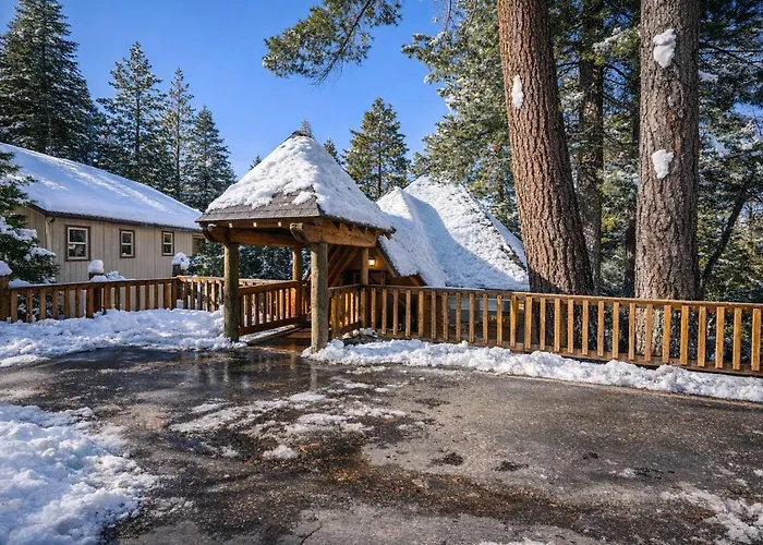 Strawberry Chalet Near Pinecrest & Dodge Ridge