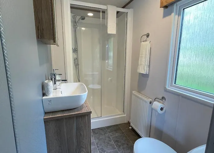 Brand New Beautiful Home Close To Inverness
