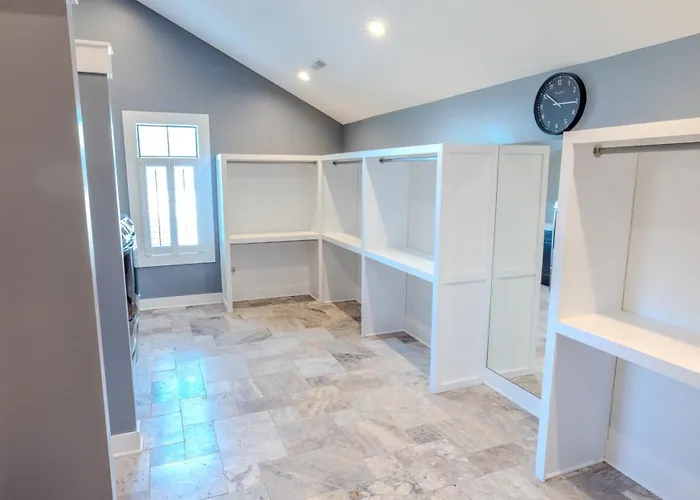 Whispering Prairie Lodge