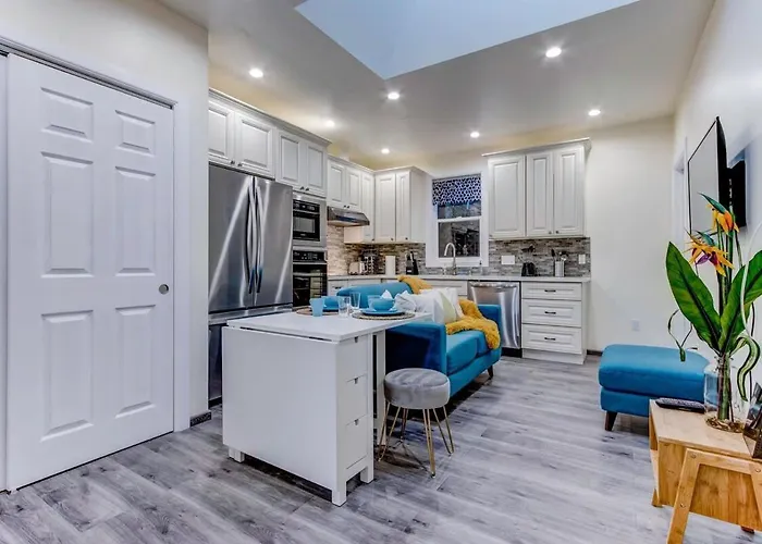Marbella Lane - Bright And Cozy Home Near Sfo