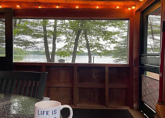 Northwoods Lake Content Cabin