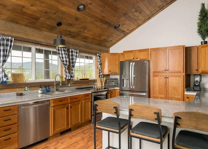 The Moose Hoose Cabin With Views And Game Room
