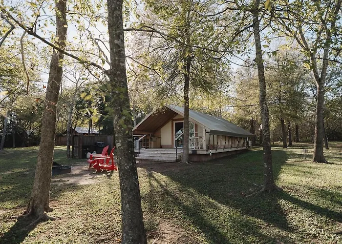 Lakefront Glamping Safari Tent 5 The Hummingbird