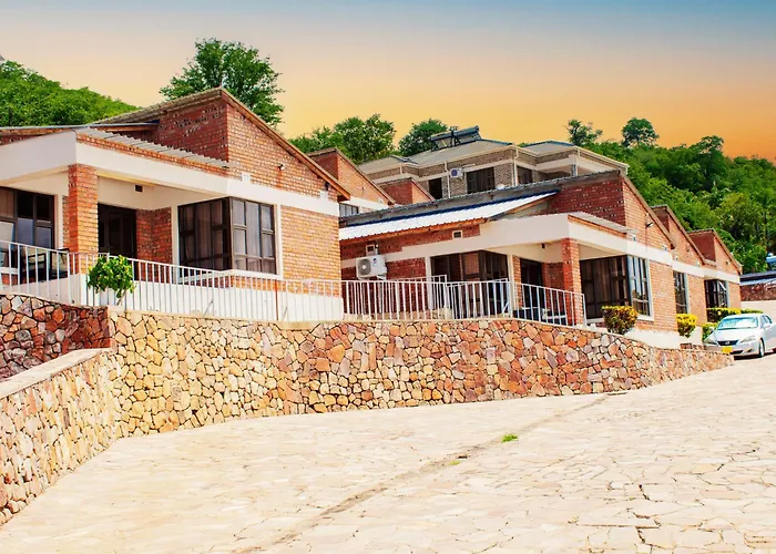 Samanyanga Resort