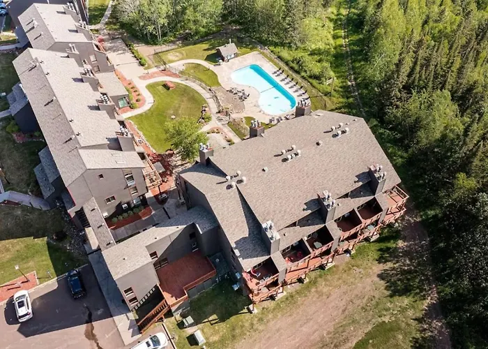 Slopeside North Shore Views | Ski-In/Ski-Out | Hot Tub