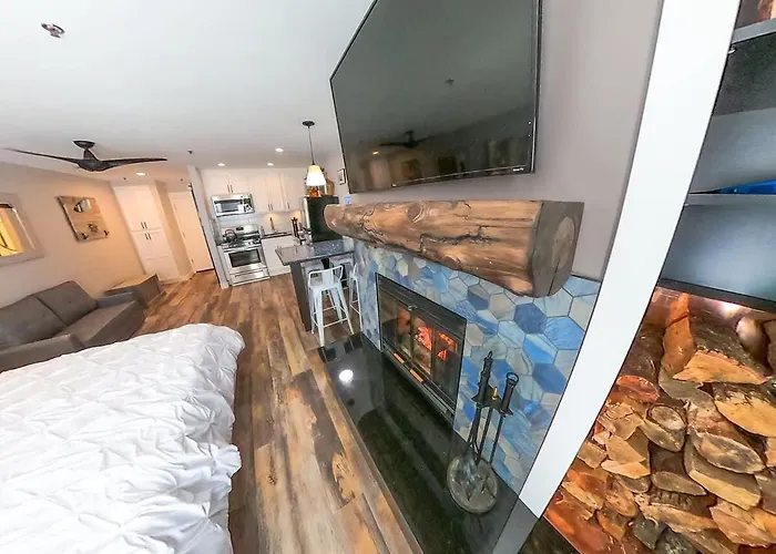 Ski In Or Walk To Lifts Hot Tub Covered Parking