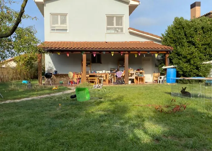 La Casita Azul Family Home