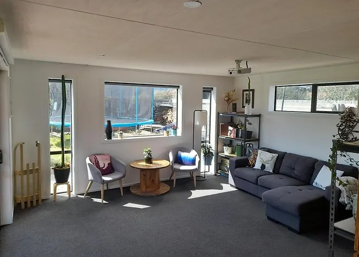 Beautiful Home In Lake Hawea