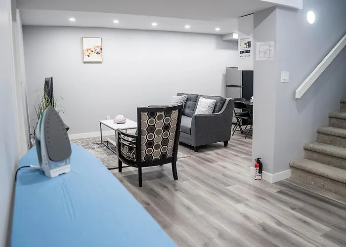 Beautiful Brand New 2Br Suite With Private Entrance And Free On-Site Parking