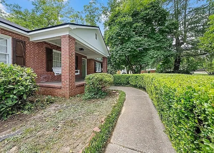 3 Bedroom Comfy Beds - Close To Fort Benning, Csu And Dining