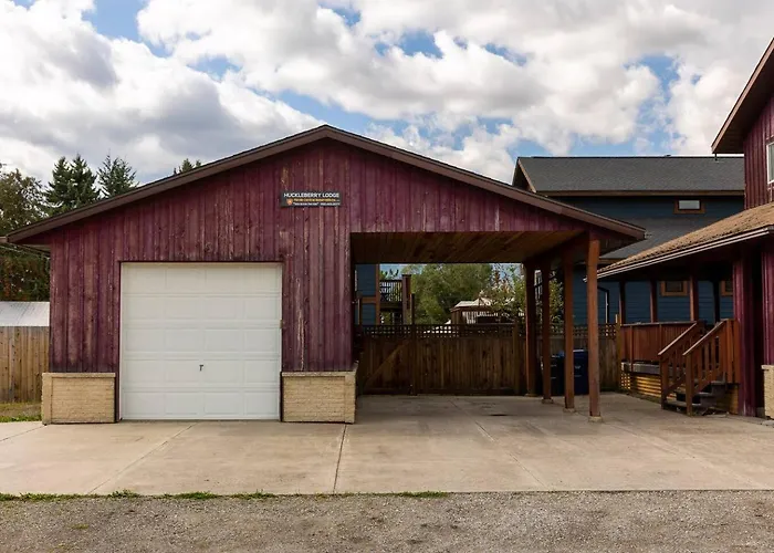 Huckleberry Lodge By Fernie Central Reservations