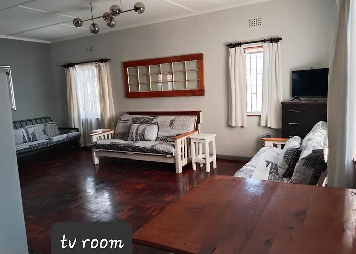 Strand Holiday House