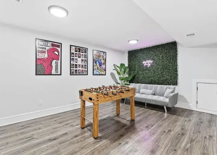 Chic 3Br-4Bd-3Bath Oasis With Backyard Near Nyc